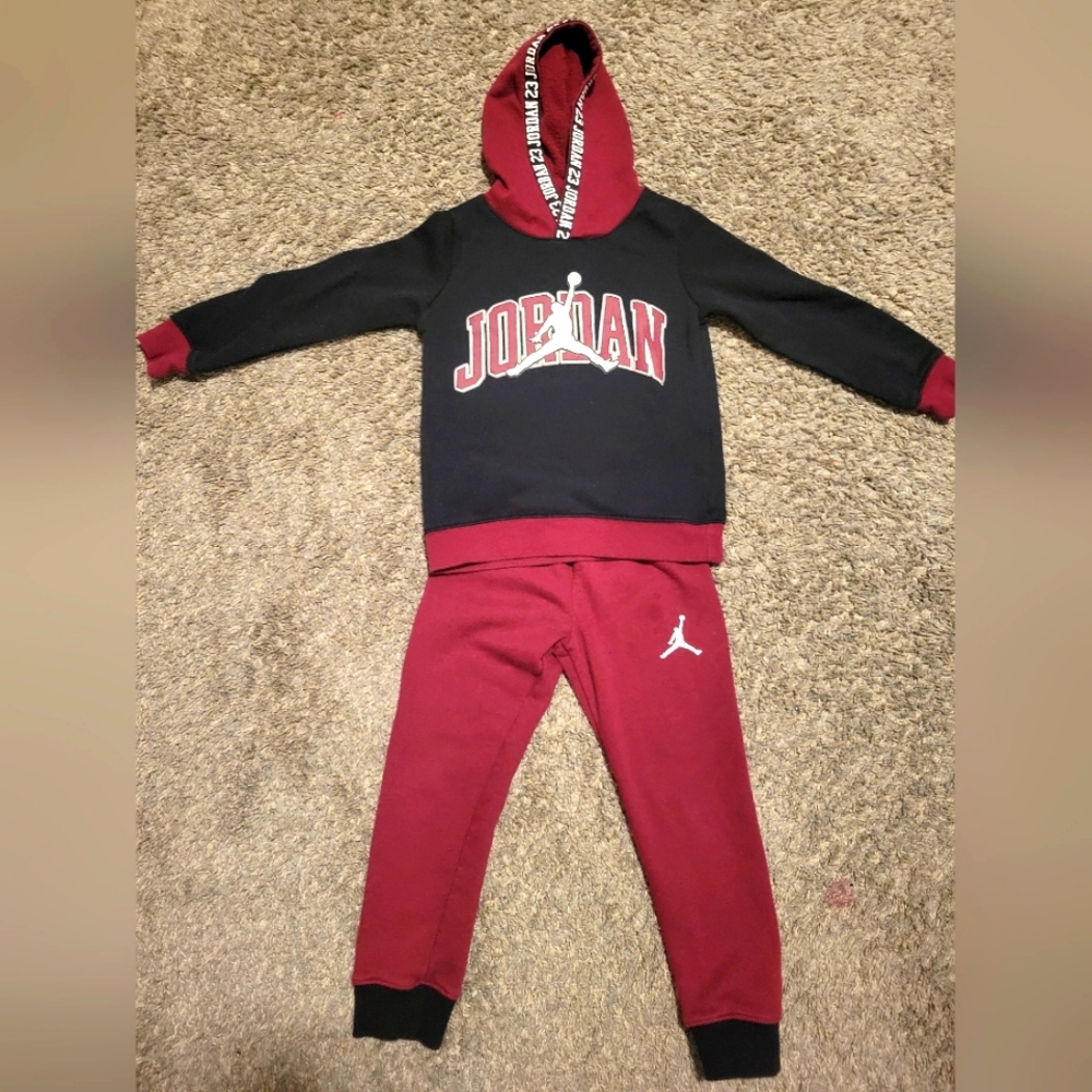 Nike Sweat Suit